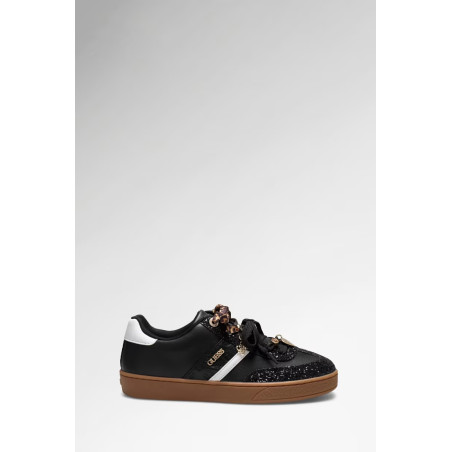 Sneakers Guess